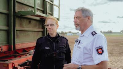 die nordreportage: Mit der Polizei auf Landmaschinen-Streife