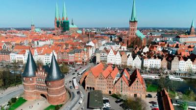 die nordstory: Einsturzgefahr und Engelsgeduld - Leben im Lübecker Denkmal