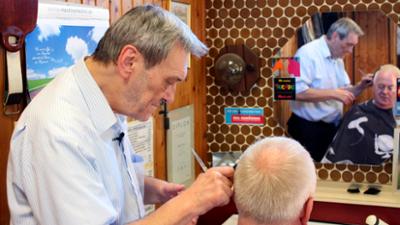 Die Ostfriesen-Clique: (3/3) – Der Friesen-Frisör