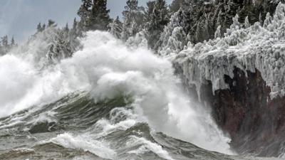 Expeditionen ins Tierreich: Amerikas Große Seen - Natur extrem (2/2) Expeditionen ins Tierreich: Amerikas Große Seen - Natur extrem (2/2)