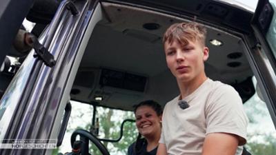Hofgeschichten: Leben auf dem Land: Die Jugend packt auf dem Acker an