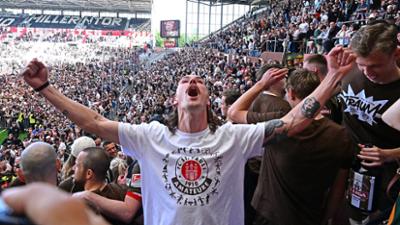 NDR Info: extra: Aufstieg Holstein Kiel und St. Pauli