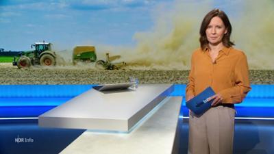 NDR Info: 15:00