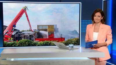 NDR Info: 16:00