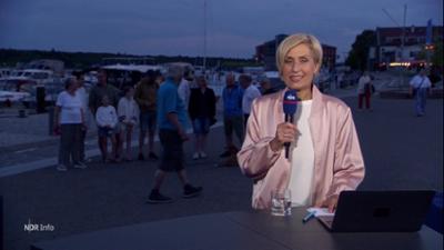 NDR Info: 21:45
