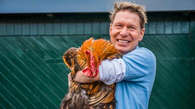 Rasch durch den Garten: Hochsaison im Beet