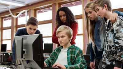 Trio: Handy-Ärger (S02/E02)