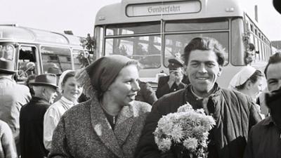 Unsere Geschichte: Friedland – Als die Väter nach Hause kamen Unsere Geschichte: Friedland – Als die Väter nach Hause kamen