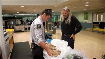 Border Patrol Neuseeland: Staffel 5, Folge 6: Der Kuriositätensammler