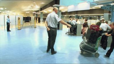 Border Patrol Neuseeland: Staffel 5, Folge 8: Panne auf hoher See