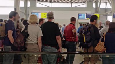 Border Patrol Südamerika: Folge 10: Eine K-Pop-Band will ohne Papiere in Chile einreisen