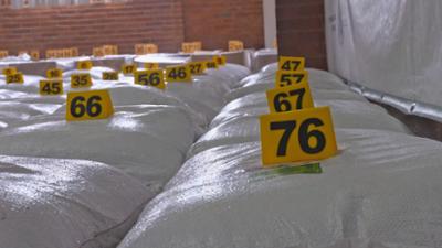 Border Patrol Südamerika: Staffel 1, Folge 11: Ein Undercoveragent reist auf die Kapverdischen Inseln