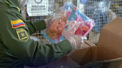Border Patrol Südamerika: Folge 6: Ein Mann will Kokablätter außer Landes bringen.