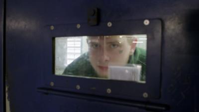 Hinter Gittern: Staffel 1, Folge 8: Zukunft