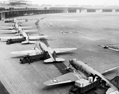 Operation Proviant - Propagandaschlacht Berliner Luftbrücke