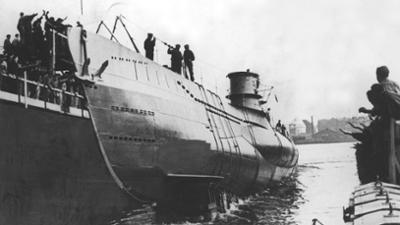 Waffen & Technik des Zweiten Weltkriegs: Staffel 1, Folge 2: Krieg auf dem Wasser Waffen & Technik des Zweiten Weltkriegs: Staffel 1, Folge 2: Krieg auf dem Wasser