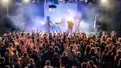 20 JAHRE OKTO: gemeinsam strahlen.: Donna Savage + Brenk Sinatra