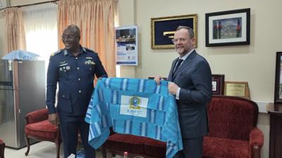 Afrika TV: Schellhorn in Ghana / Eröffnung des Kultur-Zentrums