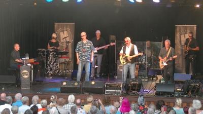 Der kleine Stadtstreicher: Monti Beton 60ies unplugged