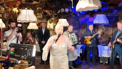 Der Wal: Jazz Gitti wird 80