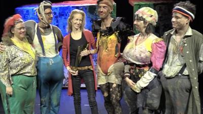 Der Wal: TAG / Komödie am Kai / OFF Theater / Galleria SUR