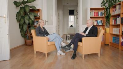 IM GESPRÄCH: Paul Schmidt