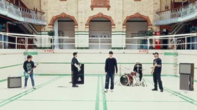 Mulatschag: SEVEN HOURS AFTER VIOLENCE / BOSTON MANOR