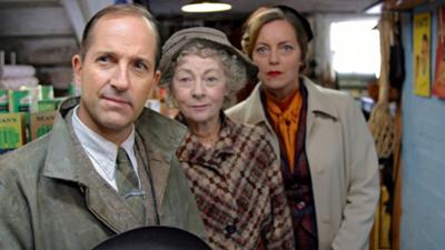 Agatha Christie: Folge 3: Lauter reizende alte Damen