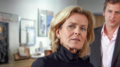 Geld.Macht.Liebe: Folge 11: Aufs Kreuz gelegt (S01/E11)