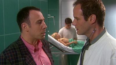 In aller Freundschaft: Folge 129: Sarahs Rückkehr (S05/E05) In aller Freundschaft: Folge 129: Sarahs Rückkehr (S05/E05)