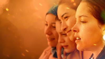 Papicha - Der Traum von Freiheit