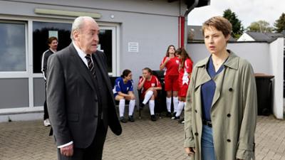 Rentnercops: Folge 69: FC Flönz (S06/E05)