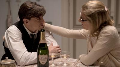 Velvet: Folge 4: Enthüllungen