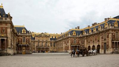 Versailles: Folge 8: Von Göttern und Menschen Versailles: Folge 8: Von Göttern und Menschen