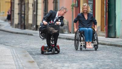 Liebe bringt alles ins Rollen: Ein Flirt mit Folgen