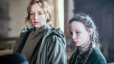 Schnee (3/6): Mystery-Thriller-Serie