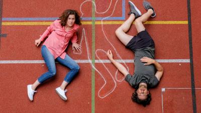 Tage, die es nicht gab (3/8): Erste Staffel der Erfolgsserie