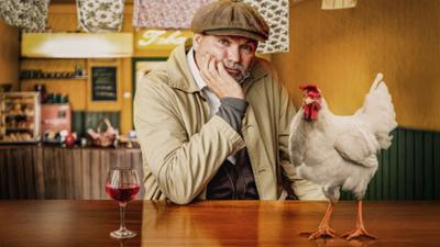 Uhudler Verschwörung: "Stinatz Krimi" von und mit Thomas Stipsits