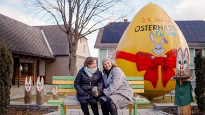 Barbara Karlich unterwegs: Mein Besuch beim Osterhasen