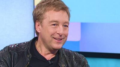 Der Rosenheim-Cop auf Peter Alexanders Spuren: Hinter den Schlagzeilen
