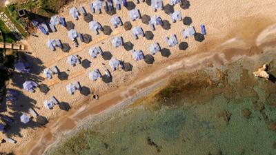 Der Strand: Neues "Universum"