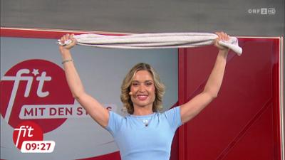 Fit mit den Stars: Den Rücken mobilisieren