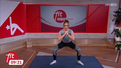 Fit mit den Stars: Lockere Übungen zum Kalorienverbrennen