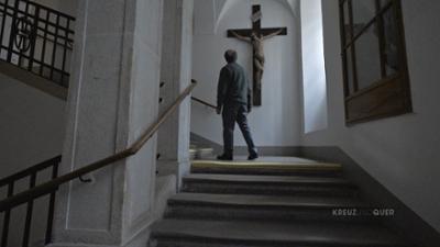 Geheime Kirche im Kommunismus: kreuz und quer