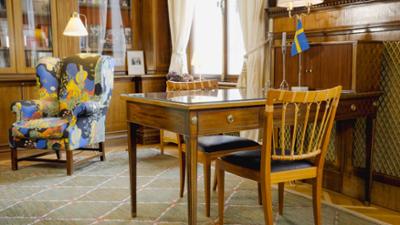 Josef Frank - Stil & Blüten: Von Möbelentwürfen bis Textildesigns