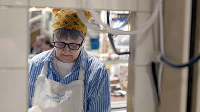 kreuz & quer reportage: Weibliche Armut - Warum Frauen weniger haben