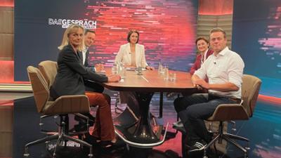 Rechte an die Macht oder ausgrenzen?: DAS GESPRÄCH mit Susanne Schnabl
