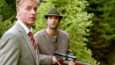 Schlosshotel Orth (1/15): Unter Beschuss: Staffel 9