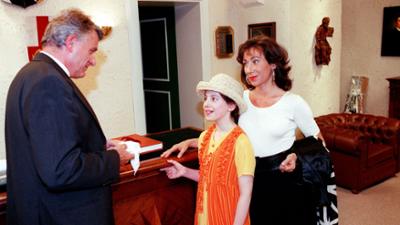 Schlosshotel Orth (3/13): Späte Einsicht: Staffel 2