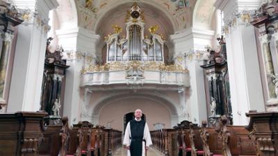 Schwierige Zukunft - Was tun mit leeren Kirchen und Klöstern?: Prisma